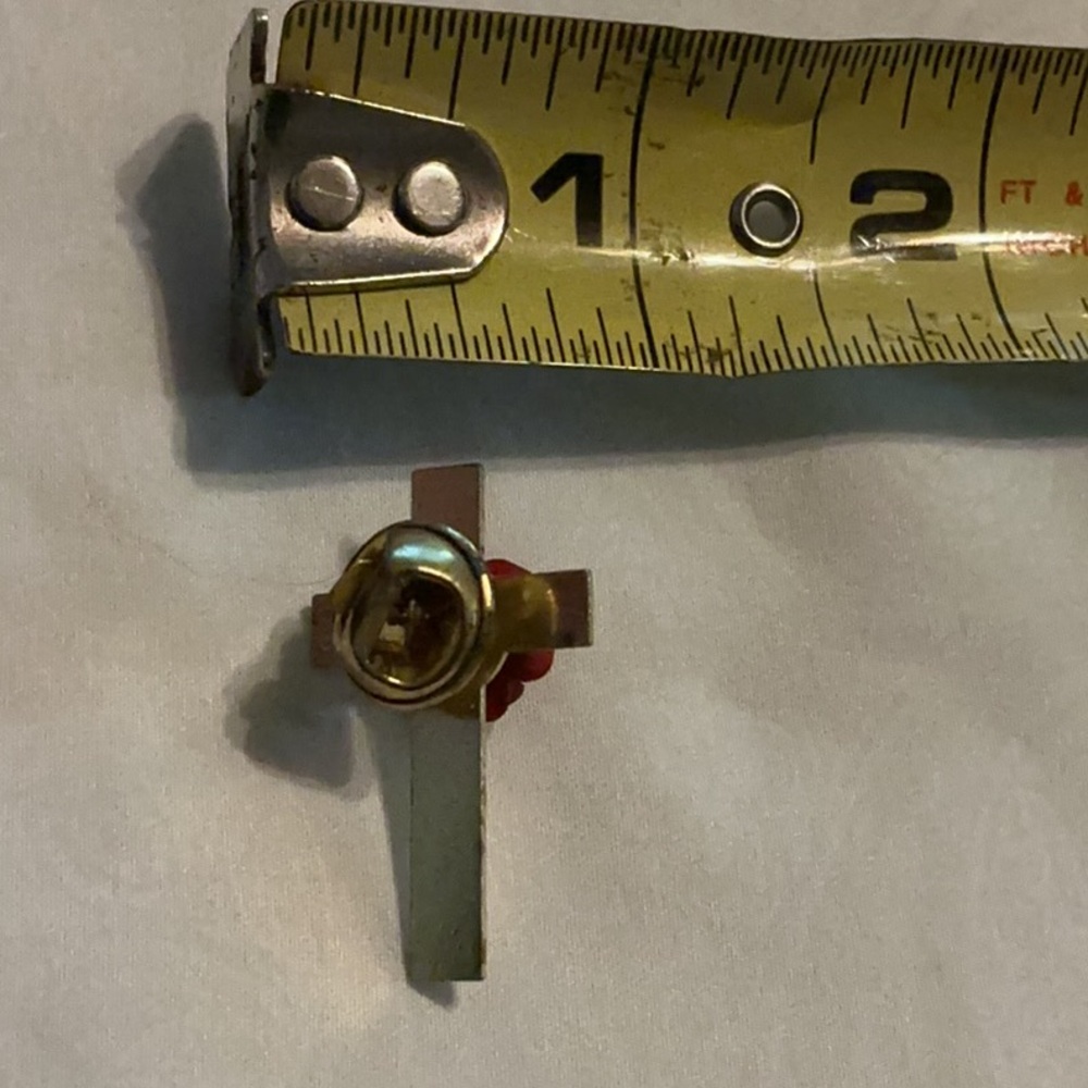 Red Rose Accent on Gold Cross Pin - Picture 4 of 7